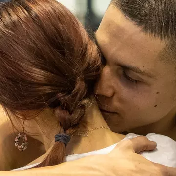 Cine este și cu ce se ocupă iubita lui David Popovici. Taisia Nițuleasa este unul dintre cei mai mari susținători ai înotătorului: „Nu a fost ușor să-mi înțeleagă programul”