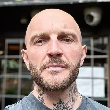 Cum arată noua iubită a lui Cătălin Bordea. Au fost surprinși în timp ce se sărutau