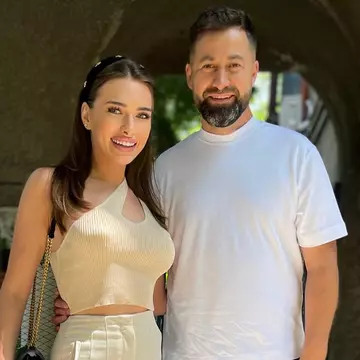 Iustina Loghin de la "Insula Iubirii", sezonul 8, schimbată complet după operațiile estetice. Cum arăta acum câțiva ani