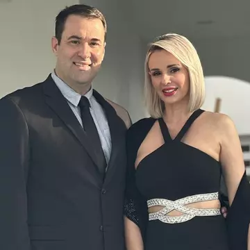 Ce frumoase sunt fiicele lui Catrinel Sandu. Sara, fata cea mare, a împlinit 15 ani. "A fost o zi exact cum și-a dorit-o!"