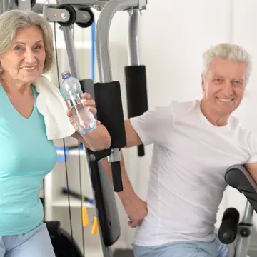Exerciţii fizice potrivite pentru persoanele în vârstă