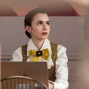 Lily Collins, detalii inedite din culisele sezonului 4 „Emily in Paris”. Brigitte Macron, vizită surpriză pe platouri: „A fost atât de grațioasă” / Exclusiv