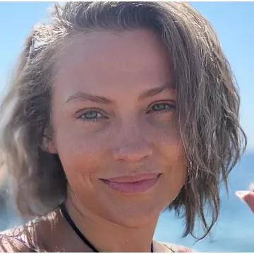 Cum își menține Mirela Vaida silueta, la 42 de ani: “Încerc să înot cât pot. Dimineața sau seara fac câteva bazine”/ Exclusiv