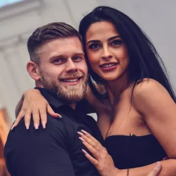 Răzvan Kovacs de la Insula Iubirii a părăsit-o pe Ema Oprișan. Ce mesaj a transmis fosta concurentă: „Ne-a abandonat fără să îi pese”
