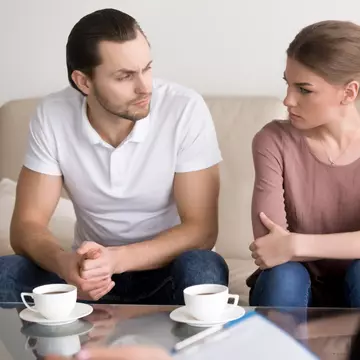 Cum să gestionezi relația cu o persoană narcisistă
