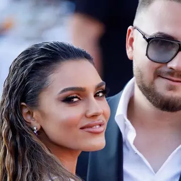 Karmen Simionescu și Bogdan Căplescu divorțează după cinci ani de căsnicie