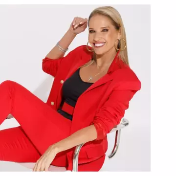 Ileana Badiu anunță lansarea platformei unice și revoluționare în România: suntlamenopauza.ro