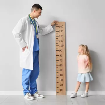 Până la ce vârstă cresc fetele? Care este înălțimea medie