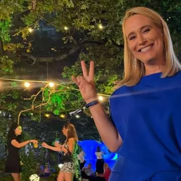 Andreea Esca, imagine emoționantă din copilărie. Ce au observat fanii vedetei