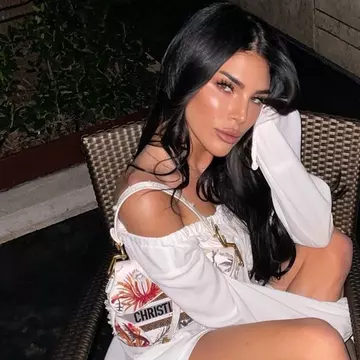 Cu ce se ocupă Ioana Țiriac, unica fiică a lui Ion Țiriac. Tânăra de 27 de ani locuiește în Dubai