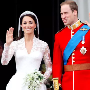 Cum arată cea de-a doua rochie de mireasă a lui Kate Middleton, pe care doar câțiva oameni au văzut-o: „De 100 de ori mai bună ca prima”