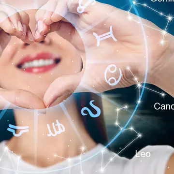 Horoscop 5 octombrie 2024. Zodiile cu noroc în dragoste. Nativii se pot aștepta la întâlniri surpriză și schimbări de planuri
