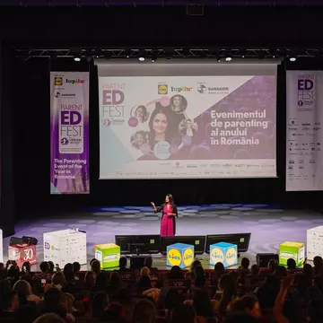 Dr. Shefali, în România: Parenting-ul nu este despre copii, este doar despre părinți. Copiii sunt cei care pot acționa ca un semnal de alarmă care să ne trezească la realitate