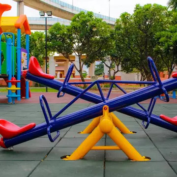 Fabrica de Pavele Cauciuc: Inovație și Durabilitate în Construcții