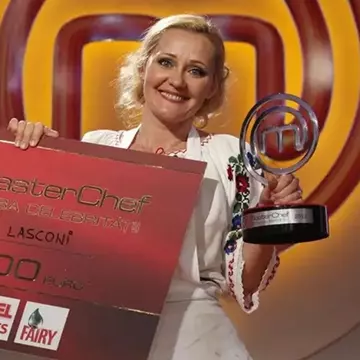 Ce a făcut Elena Lasconi cu premiul de 50.000 de euro câștigat la MasterChef în 2013: „Reacția colegilor m-a dat gata”