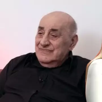 Oana Lis, răspuns uluitor când a fost întrebată de câte ori l-a înşelat pe Viorel, în cei 26 de ani de relaţie: „Eu sunt mai deschisă pe partea asta”