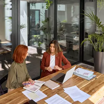 Peste 70.000 de joburi, disponibile pe iajob.ro în ultimele 5 luni. 90% dintre candidați preferă să contacteze direct angajatorul, prin WhatsApp sau telefon
