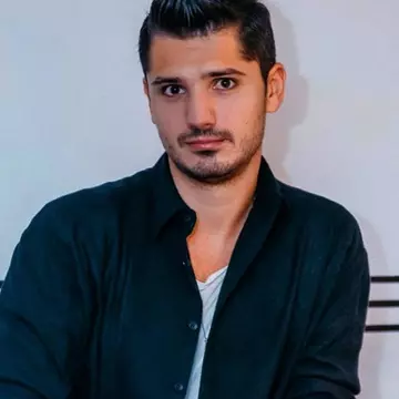 Cătălin „Tomată” Gheorghe, fostul iubit al Elenei Băsescu, s-a căsătorit religios. Michelle Ciubuc, răvășitoare în rochia de mireasă