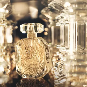 Victoria's Secret a lansat Bombshell Glamour: parfumul care îți va transforma serile