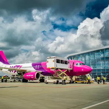 3 sfaturi pentru a obține despăgubiri în cazul zborurilor anulate cu Wizz Air