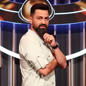 Chef Orlando Zaharia a ajuns pe masa de operație după ce s-a tăiat serios la o mână. "Am avut puțini nervi și m-am răzbunat pe un tendon!"