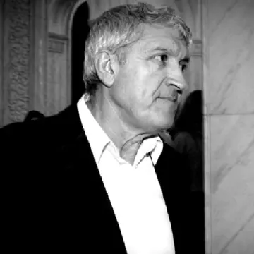 Mircea Diaconu, înmormântat cu onoruri militare la Cimitirul Săftica. Emil Constantinescu i-a adus un ultim omagiu emoționant regretatului actor