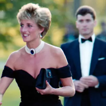 Nepoatele Prințesei Diana, Amelia și Eliza Spencer, splendide la Fashion Awards 2024. Au purtat ținute inspirate de „rochia răzbunării” a regretatei lor mătuși