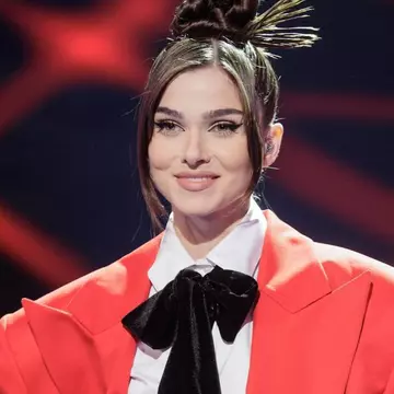 Theo Rose, fotografii adorabile, de colecție, din copilăria ei. "Deci Sasha seamănă leit cu tine!" Ce au observat fanii în imagini