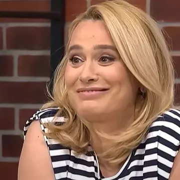 Andreea Esca, ținută surprinzătoare în seara Premiilor Oscar 2025. "Superbă!" Detaliul vestimentar care a atras atenția tuturor