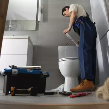 Cele mai frecvente probleme care apar în băi și cum să le rezolvi