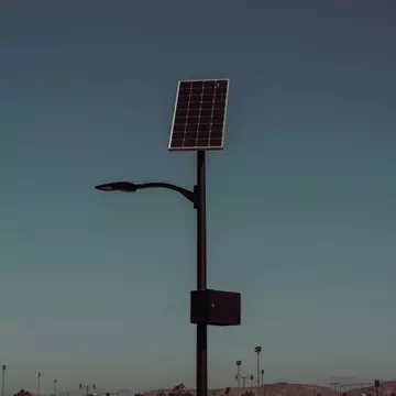 Beneficiile investiției în panouri fotovoltaice pentru reducerea costurilor operaționale