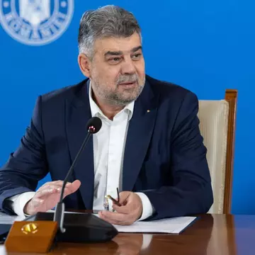 Cine este și cum arată soția lui Marcel Ciolacu. Imagini rare cu Roxana Ciolacu