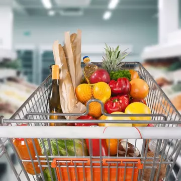 Cu cât s-au scumpit alimentele în 2025. Ce arată datele Institutului Național de Statistică