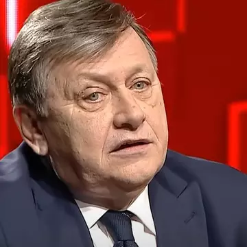 Cum a reușit Crin Antonescu să treacă peste moartea primei soții. Când a început relația cu Adina Vălean și cum l-a schimbat a doua căsătorie