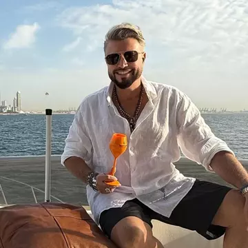 Cum arată apartamentul din Dubai al lui Cătălin Botezatu. E la etajul 54 și are o priveliște spectaculoasă