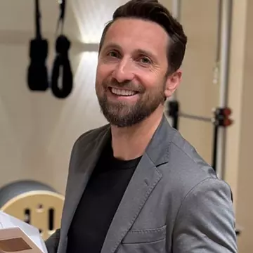 Dani Oțil și-a deschis o nouă afacere: „Mai multe ore de experiență și certificări e greu să găsești în altă parte”