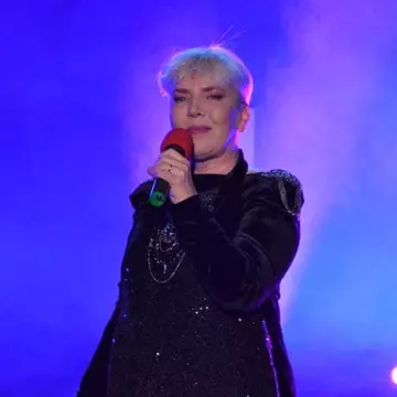 „Probabil tânjiți după era comunistă.” Silvia Dumitrescu a generat un val de indignare după ce a participat la un miting pro-Călin Georgescu