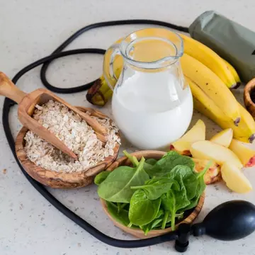 Stilul de viață, dieta și hipertensiunea arterială – care este legătura?