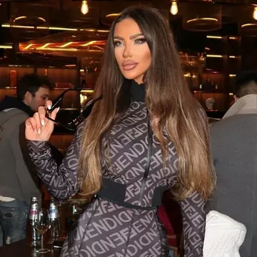 Bianca Drăgușanu, reacție dură la adresa vedetelor din România care promovează haine de pe un site turcesc: „Mai puteți cu cârpele alea?”