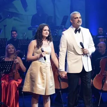 Ce fel de tată este Aurelian Temișan: „Vorbim de lucruri pertinente”. Ce pasiuni are Dora, fiica pe care o are cu Monica Davidescu / Exclusiv