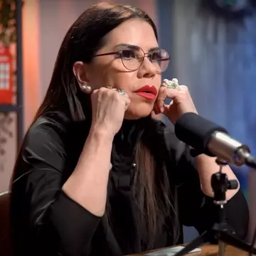 Luminița Anghel, despre întâlnirea cu un călugăr de pe Muntele Athos. Spusele sale despre Măriuca, fiica luată în grijă, s-au adeverit! "Știa că sunt credincioasă!"