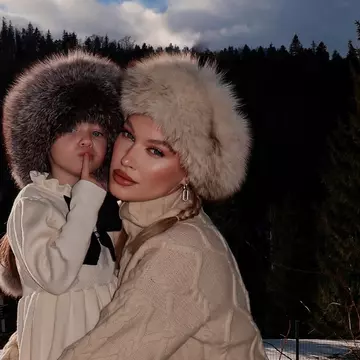 Gina Chirilă, dezvăluiri despre rolul de mamă, după divorț: „Un amestec de greu cu bine”. Ea și Bogdan Vlădău au un copil împreună