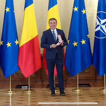 Gheorghe Hagi a fost decorat de preşedintele interimar Ilie Bolojan cu „Steaua României”: "Ați fost un erou pe teren"