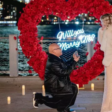 Jacob Batalon s-a logodit cu o tânără din Republica Moldova. Cum arată inelul de logodnă pe care actorul din Spiderman i l-a oferit Veronicăi Leahov