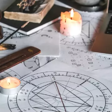 5 zodii cărora li se va schimba destinul în aprilie. Astrele au surprize colosale pentru ele!