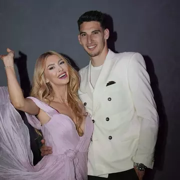 Andreea Bălan a spus când va avea loc nunta cu Victor Cornea: „Abia aștept să ne căsătorim”