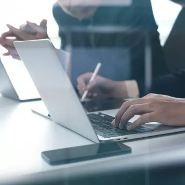 Top 7 beneficii ale consultanței IT pentru afaceri