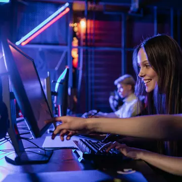 5 idei prin care te poți distra în mod inedit alături de prieteni