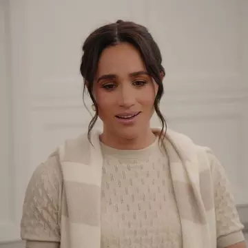 Meghan Markle a dezvăluit că a suferit de o afecțiune rară după naștere: „Este atât de rară și de înfricoșătoare”