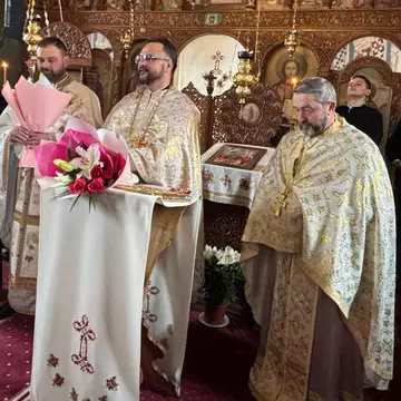 Suma uriașă cerută de un preot unei femei pentru a-i înmormânta tatăl: „E strigător la cer ce se întâmplă”